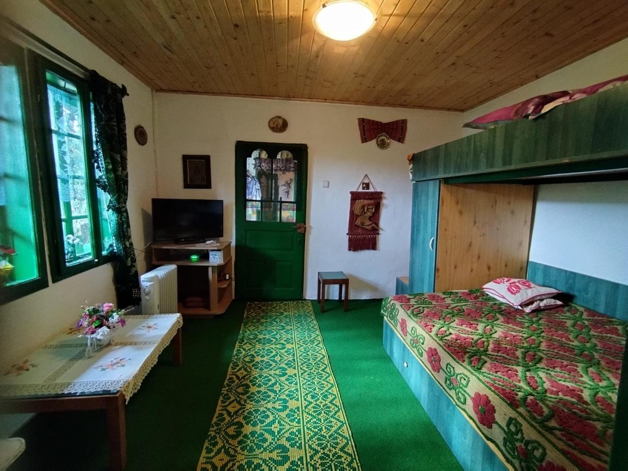 Casuta Fa Rai Din Ce Ai Hotel Buzău Exterior foto